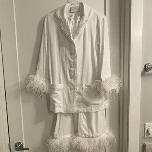 Sleeper Party Pajamas in white